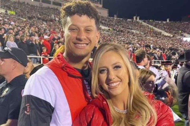 Discover Erich Rogers' Wife: Unraveling The Romantic Side Of The NFL Star