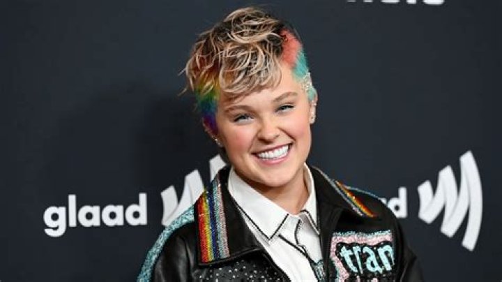 Jojo Siwa's Age: How Old Is The Viral Dance Sensation?