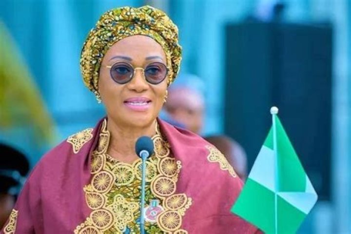 Latest Biography On Senator Oluremi Tinubu