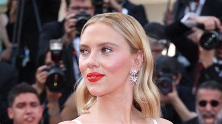 Scarlett Johansson's Stunning Measurements: The Ultimate Guide