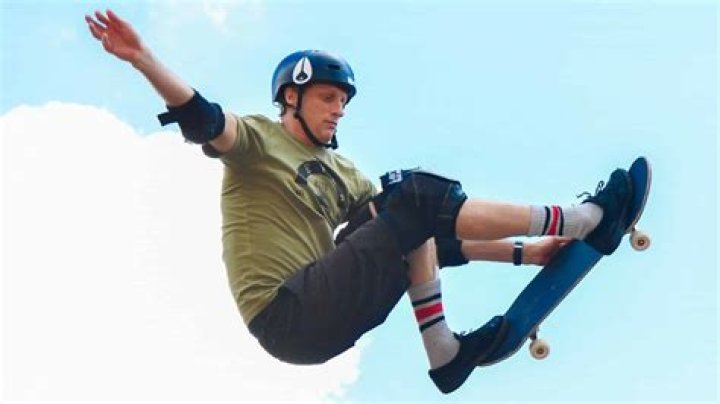 Tony Hawk Height: How Tall Is The Skateboarding Legend?