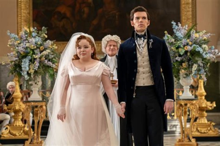 Unveiling Intimacy: A Comprehensive Chapter Summary Of Penelope And Colin's Mirror Scene